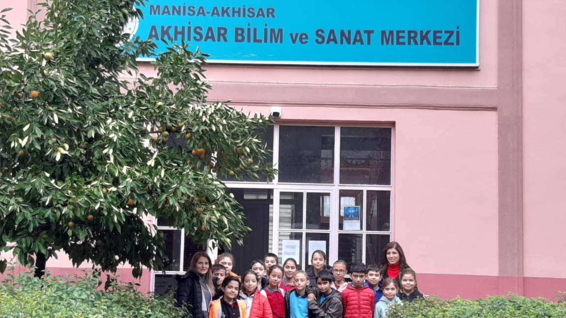 Şehit Hasan Acar Ortaokulu Bilim Sanat Merkezi'nde idi.